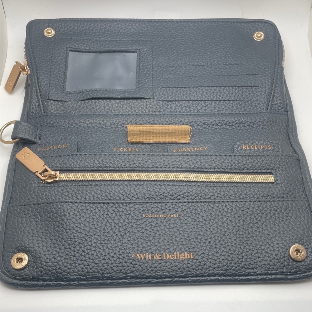 Chic Navy Grid Pattern Clutch - Picture 3 of 8